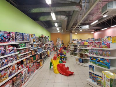 KARUPOEG PUHH OÜ, KJØPESENTER, TARTU - levering av nytt handelsutstyr 5